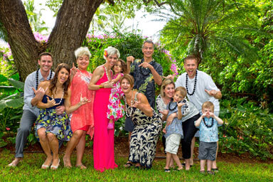Hawaiian Family Portrait Photography - Garden at the Hilton Hawaiian Village Hotel, Waikiki