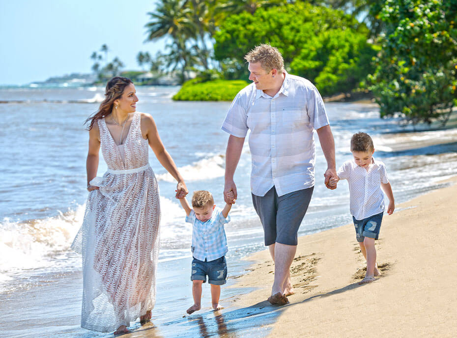 Oahu Beach Family Portrait Photography - Honolulu, Waikiki, Oahu, Hawaii