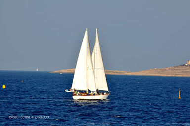Sailing between Malta & Gozo