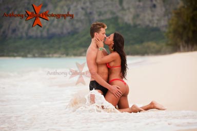 Honeymoon Photographers on Oahu